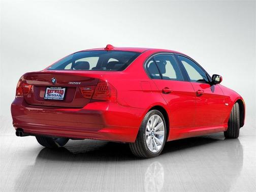 2011 BMW 328 i