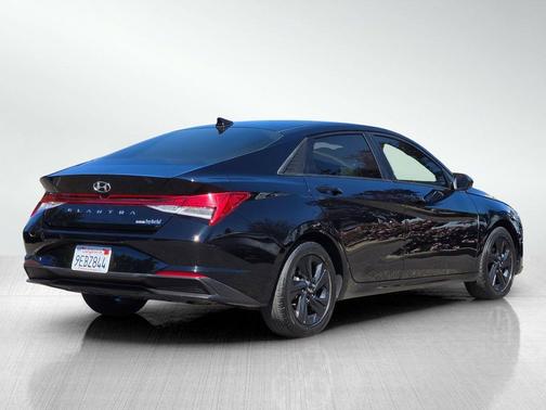 2023 Hyundai ELANTRA HEV Blue