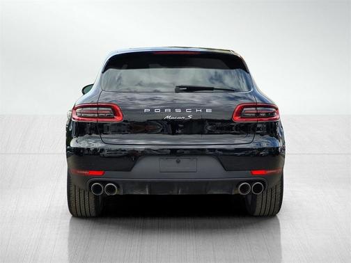 2016 Porsche Macan S