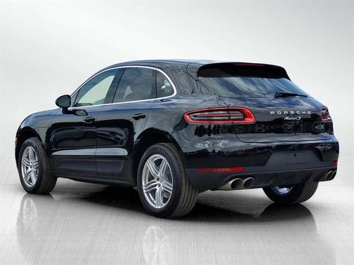 2016 Porsche Macan S