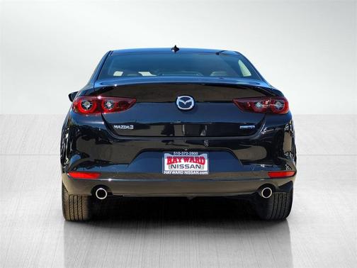 2022 Mazda Mazda3 FWD w/Premium Package