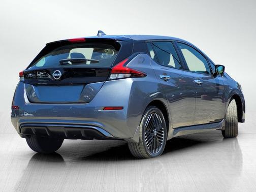 2023 Nissan Leaf SV PLUS