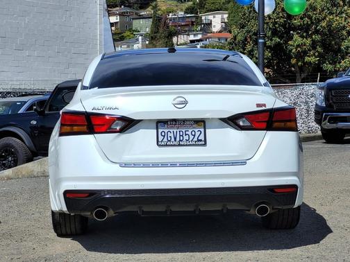 2023 Nissan Altima 2.5 SR