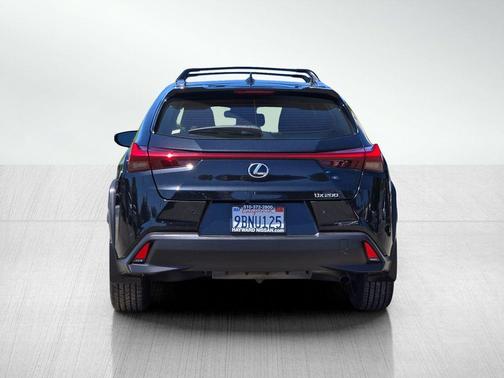 2022 Lexus UX 200 Base