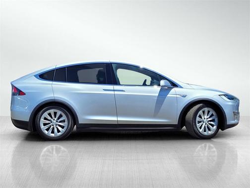 2016 Tesla Model X 90D