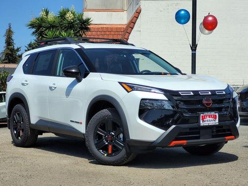 Everest White P 2026 Nissan Rogue Rock Creek