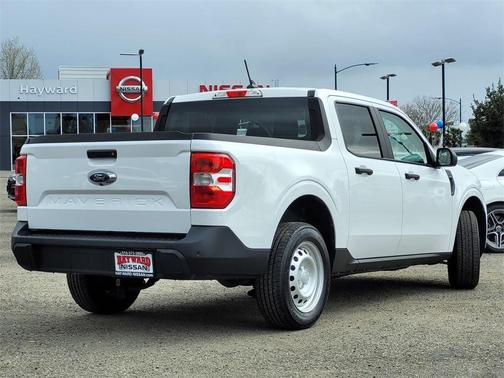 2022 Ford Maverick XL