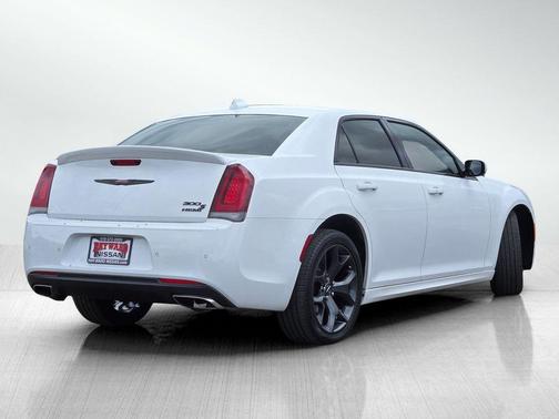 Bright White Clearcoat 2021 Chrysler 300 S