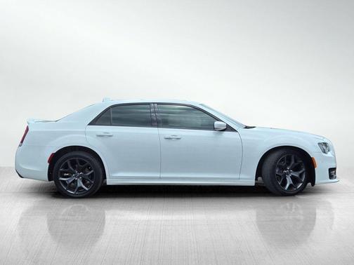 Bright White Clearcoat 2021 Chrysler 300 S