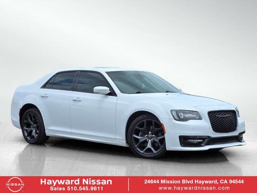 Bright White Clearcoat 2021 Chrysler 300 S