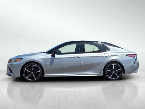 Celestial Silver Metallic 2019 Toyota Camry XSE