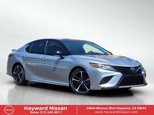 Celestial Silver Metallic 2019 Toyota Camry XSE