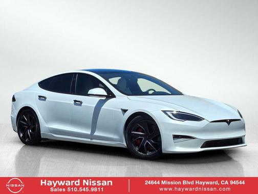 Pearl White Multi 2022 Tesla Model S Plaid