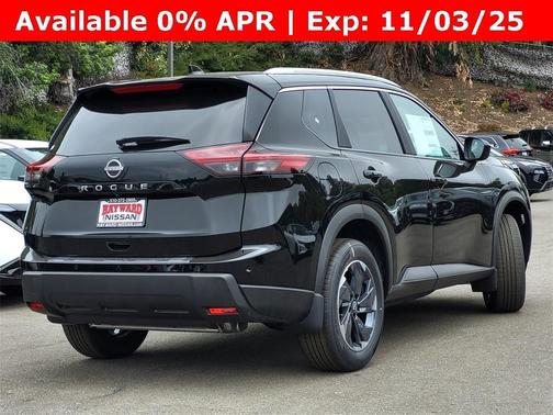 2025 Nissan Rogue SV