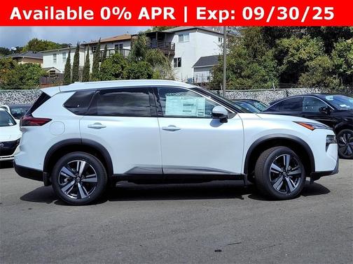 2025 Nissan Rogue SL