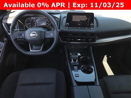 2025 Nissan Rogue SV