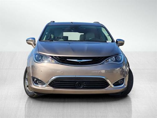 2018 Chrysler Pacifica Hybrid Limited