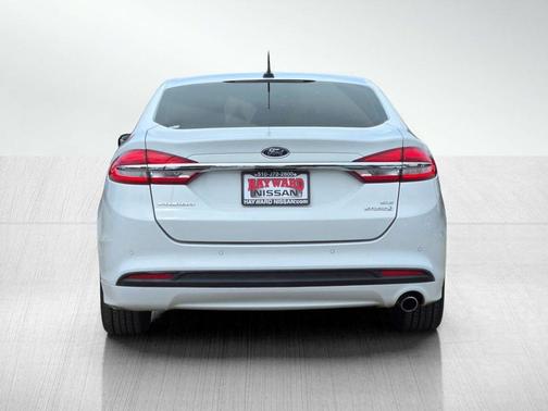 Oxford White 2017 Ford Fusion Hybrid SE