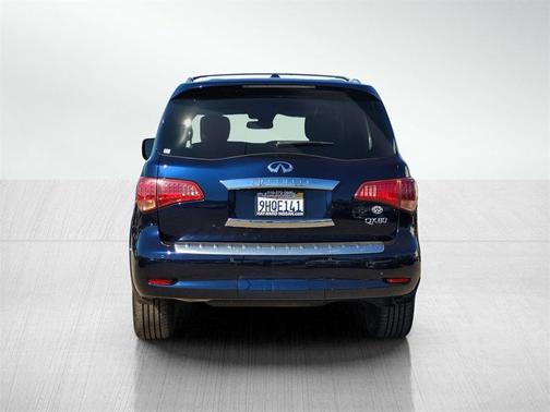2017 INFINITI QX80 Signature Edition