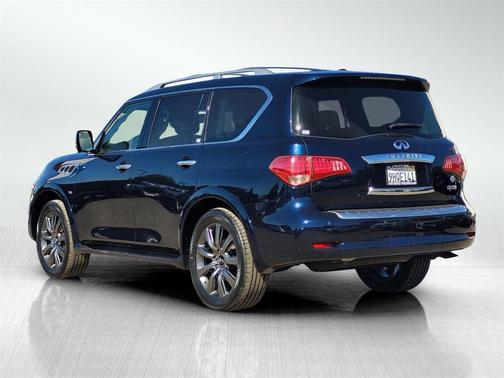 2017 INFINITI QX80 Signature Edition