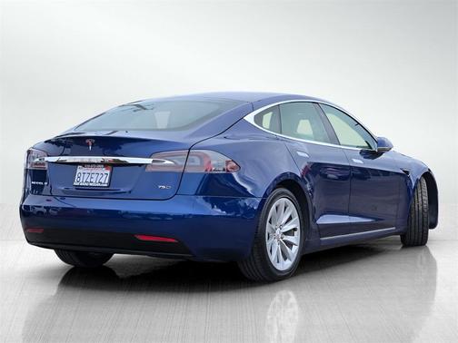 2017 Tesla Model S 75D