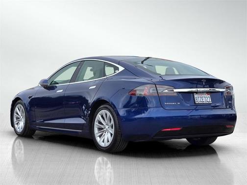 2017 Tesla Model S 75D