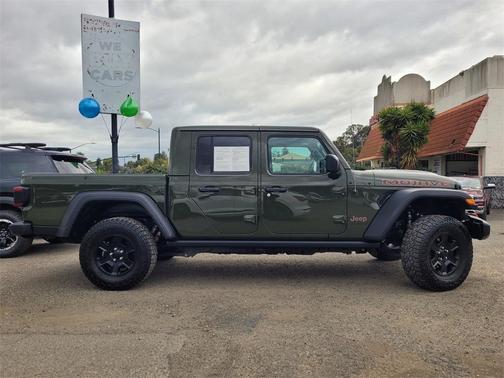 2023 Jeep Gladiator Mojave