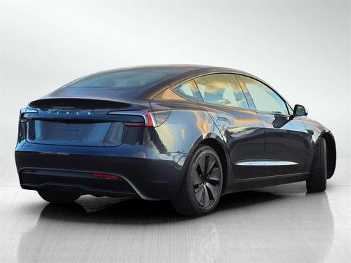 2025 Tesla Model 3 Long Range