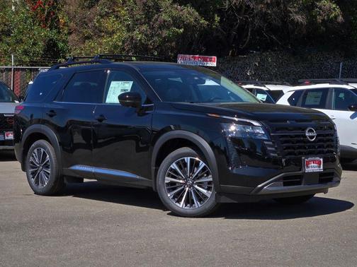 Black 2026 Nissan Pathfinder Platinum