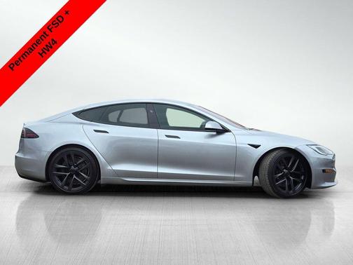 Lunar Silver 2025 Tesla Model S Base