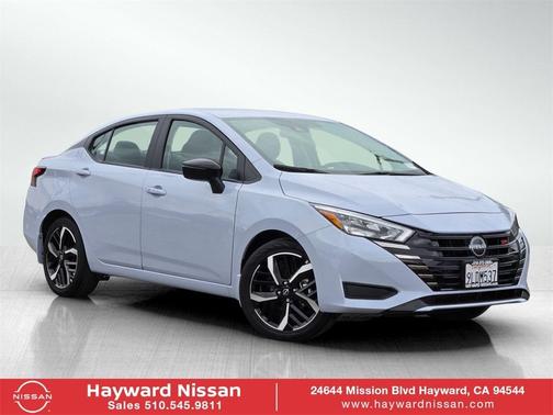 2024 Nissan Versa 1.6 SR