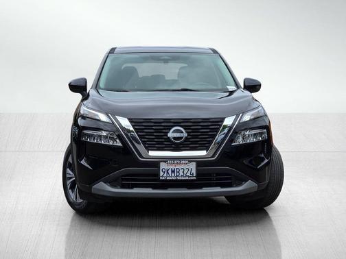 Black 2023 Nissan Rogue SV