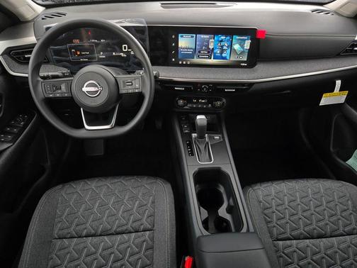 Super Black 2026 Nissan Kicks SV