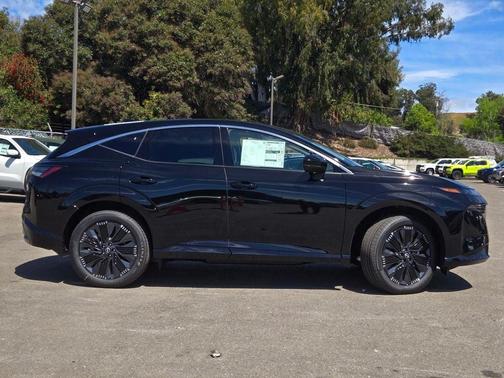 Black 2026 Nissan Murano Platinum