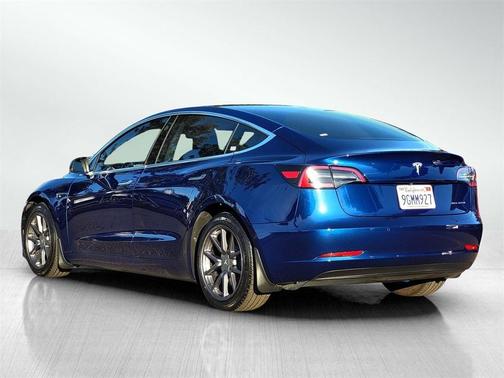 2020 Tesla Model 3 Long Range