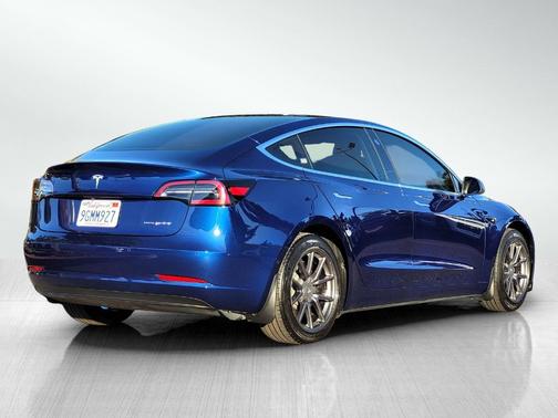 2020 Tesla Model 3 Long Range