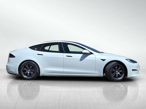 Pearl White Multi 2023 Tesla Model S BASE