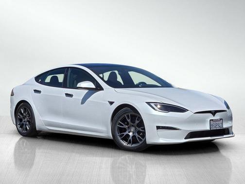 Pearl White Multi 2023 Tesla Model S BASE