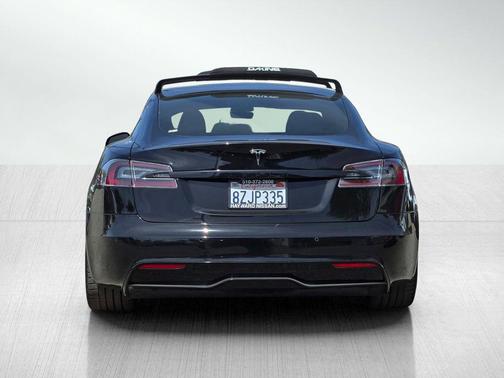 2022 Tesla Model S Base