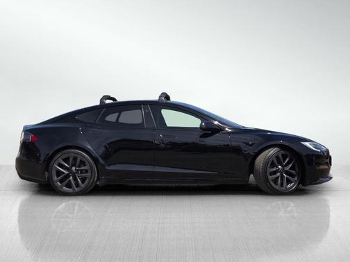 Black 2022 Tesla Model S Base