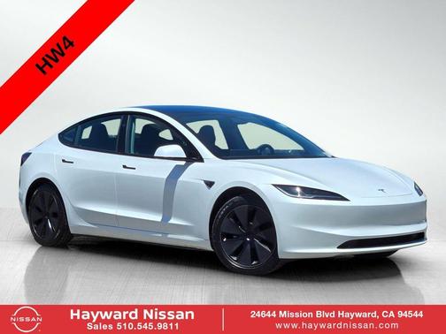 Pearl White Multi 2024 Tesla Model 3 Base
