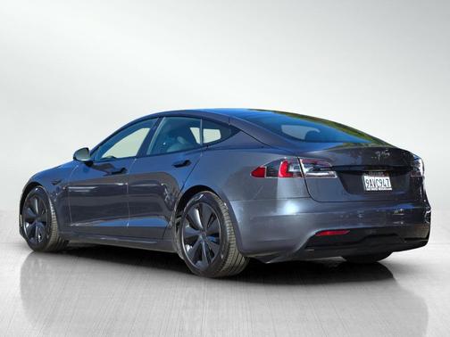 2021 Tesla Model S Long Range