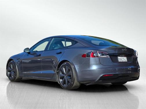 2021 Tesla Model S Long Range