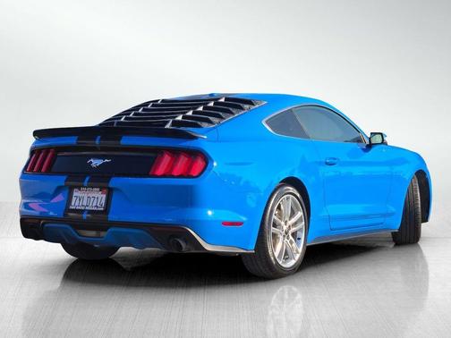 2017 Ford Mustang EcoBoost Premium
