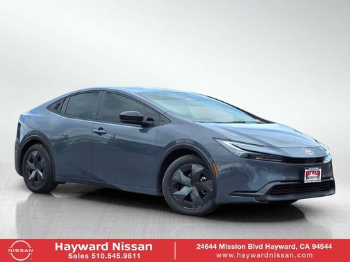 2024 Toyota Prius LE