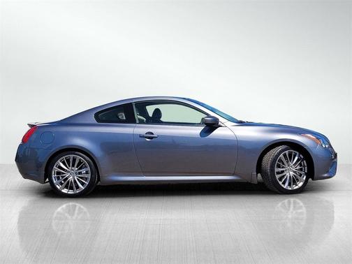 2013 INFINITI G37 Sport