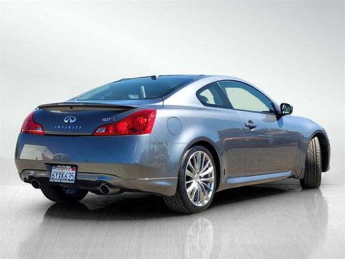 2013 INFINITI G37 Sport