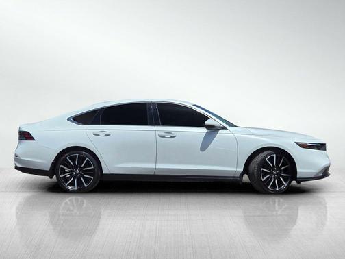 Platinum White Pearl 2024 Honda Accord Hybrid Touring