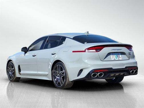 2022 Kia Stinger GT1