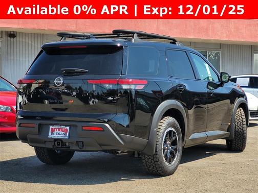 2025 Nissan Pathfinder Rock Creek